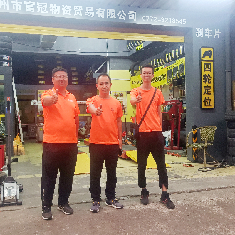 20年单品老将转型全品线店长——甲乙丙丁柳南汽配服务站开业啦 20年单品老将转型全品线店长——甲乙丙丁柳南汽配服务站开业啦
